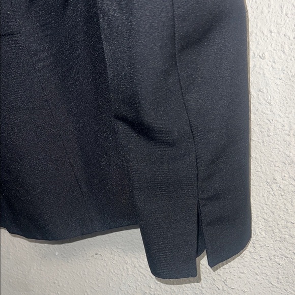 Black Label Women's Classic Black Blazer - Picture 7 of 9